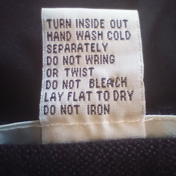 Elegant Black Sequin Beaded Twin Set sz Petite Medium Wool Blend - Picture 10 of 11